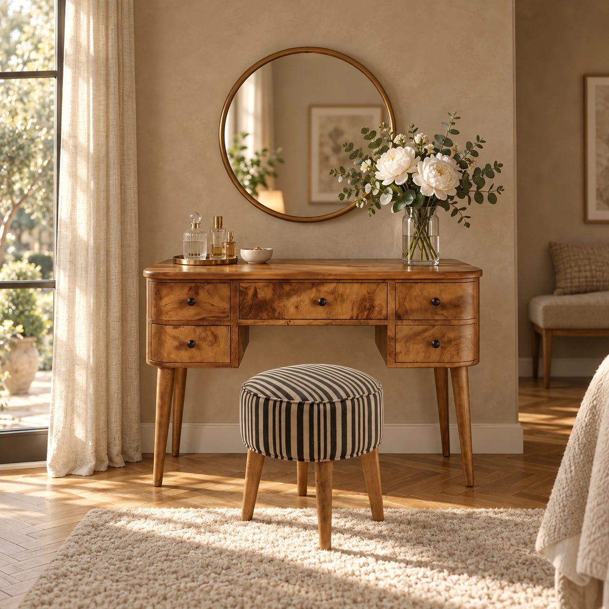 Vintage Style Rounded Vanity Desk With Five Drawers For Bedroom